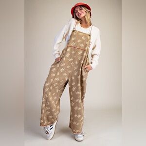 Easel Tan FLORAL PRINTED WASHED OVERALLS